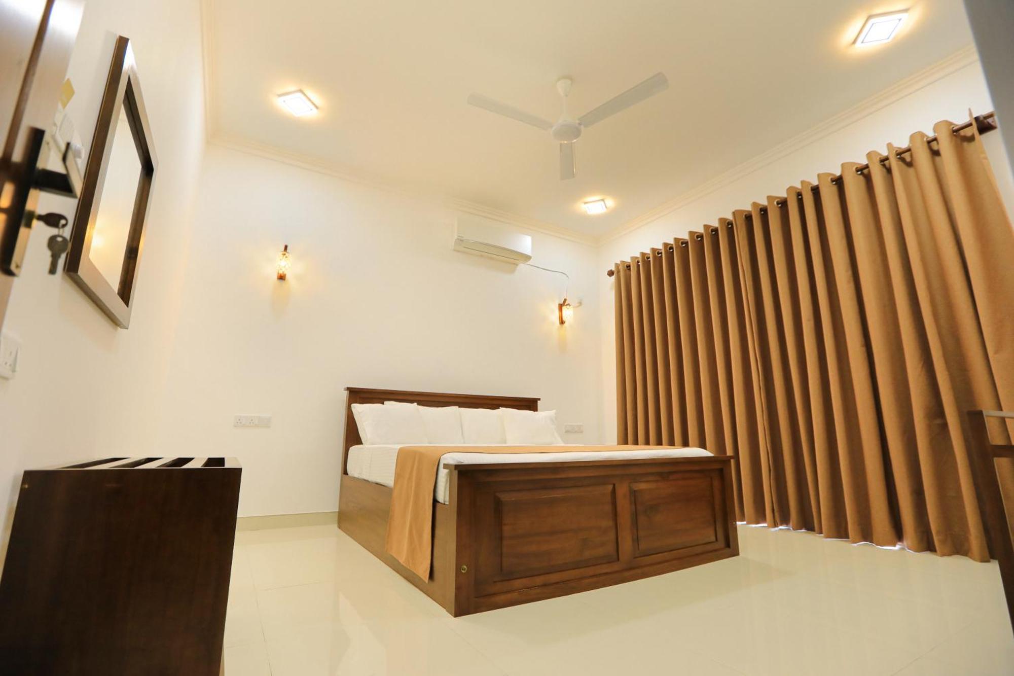 D Marit Motel Negombo Ngoại thất bức ảnh